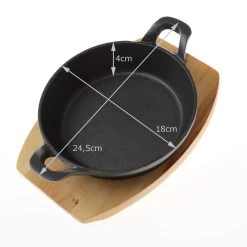 Servierpfanne Mit Holzuntersetzer Gusseisen In Schwarz - D: 18cm -Typhoon Store gaumenkick servierpfanne mit holzuntersetzer gusseisen in schwarz d 18cm 2