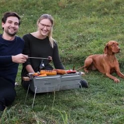 KNISTER Grill Premium - Mobiler Holzkohlegrill In Silber -Typhoon Store knister knister grill premium mobiler holzkohlegrill in silber 5