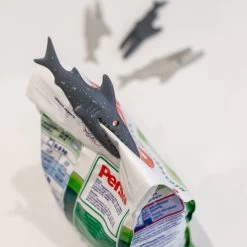 SHARKY * - Klammer In Recycled Desert Sand-nature Grey -Typhoon Store koziol organic sharky klammer in recycled desert sand nature grey 3