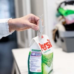 Koziol SHARKY - Klammer In Recycled Desert Sand-nature Grey -Typhoon Store koziol sharky klammer in recycled desert sand nature grey 5