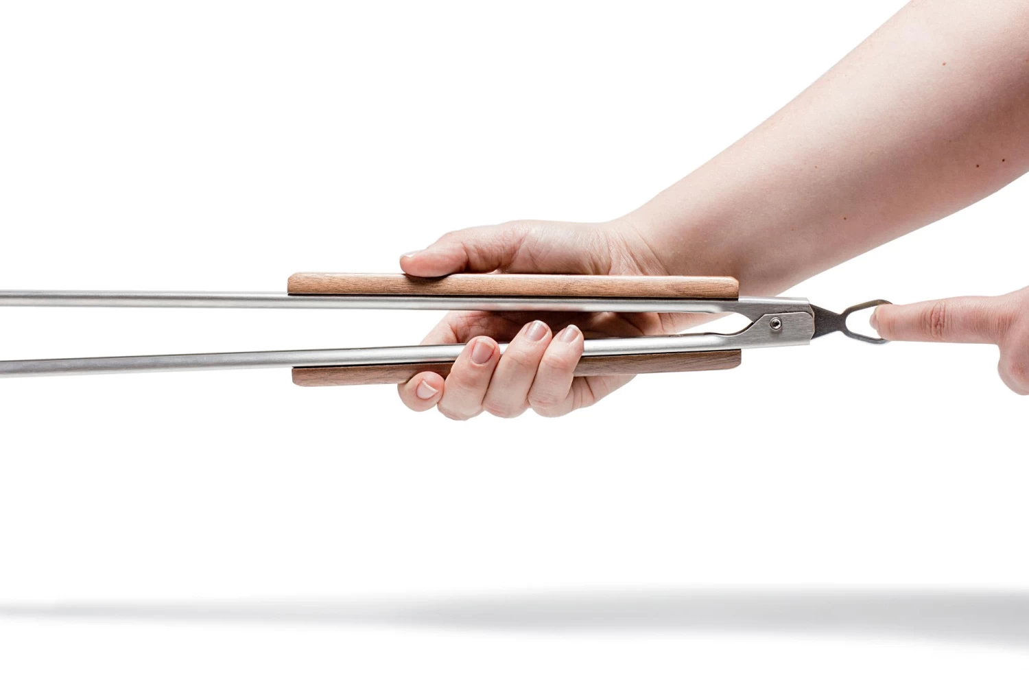 Petromax Grillzange - Kohlezange - Edelstahl - L: 41cm In Silber 4 Petromax Grillzange - Kohlezange - Edelstahl - L: 41cm In Silber – Bild 4